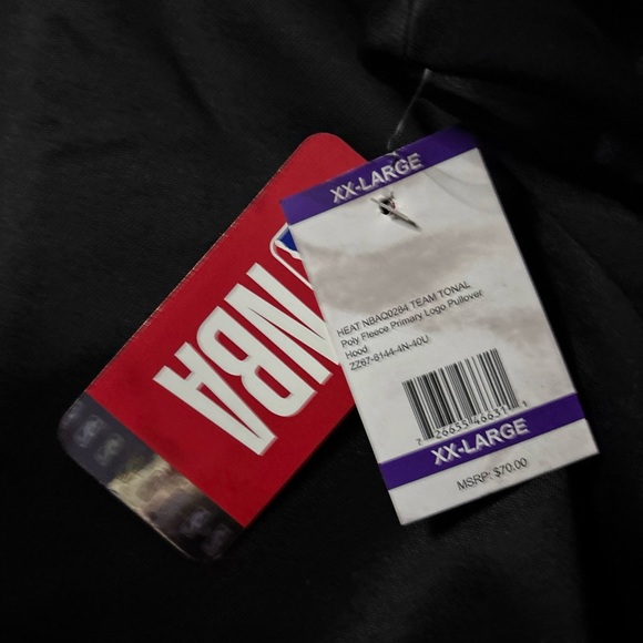 Miami Heat Hoodie Pullover Sweater Men’s XXL - Picture 3 of 6